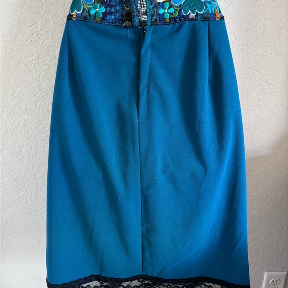 Guatemalan Skirt - Picture 2 of 6